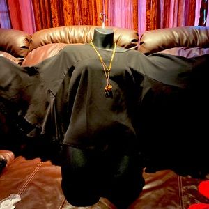 Black batwing top brand new
